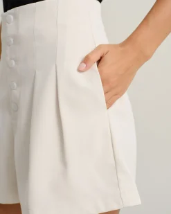 Beige Natural Waisted Pocket Shorts