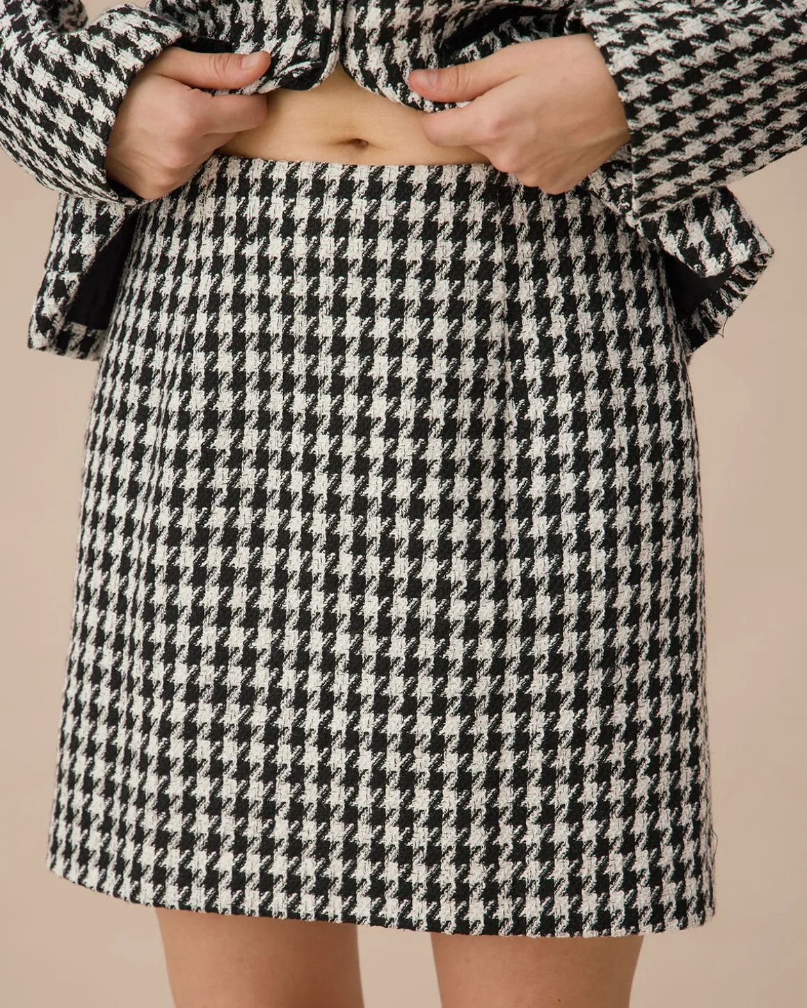 Black High-waisted Straight Tweed Skirt
