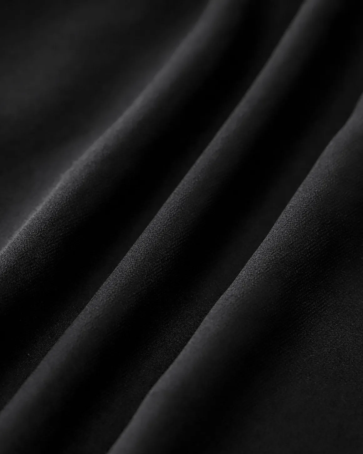 Black Sweetheart Neck Chiffon Maxi Dress