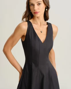 Black V Neck Sleeveless Midi Dress