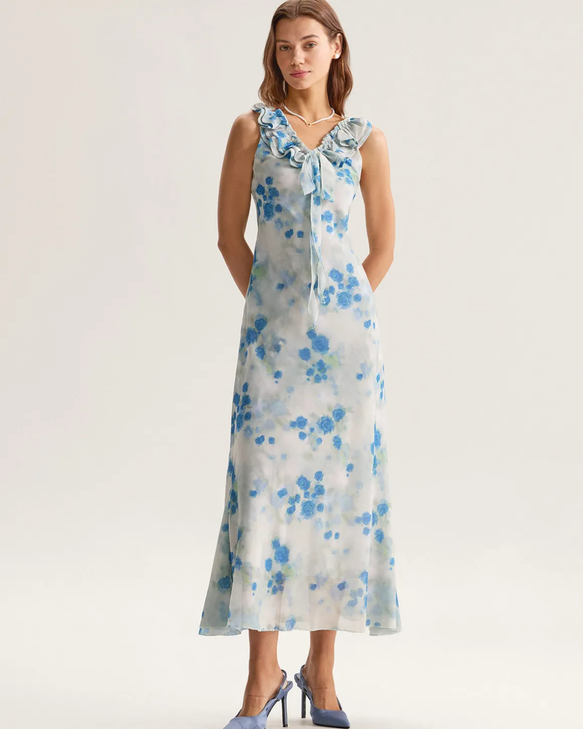 Blue Floral Ruffle V Neck Sleeveless Midi Dress