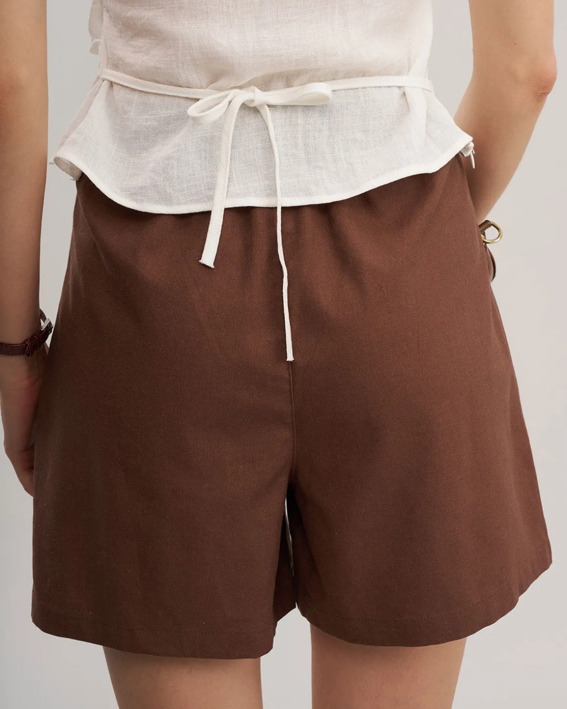 Brown Elastic Waist Pocket Shorts