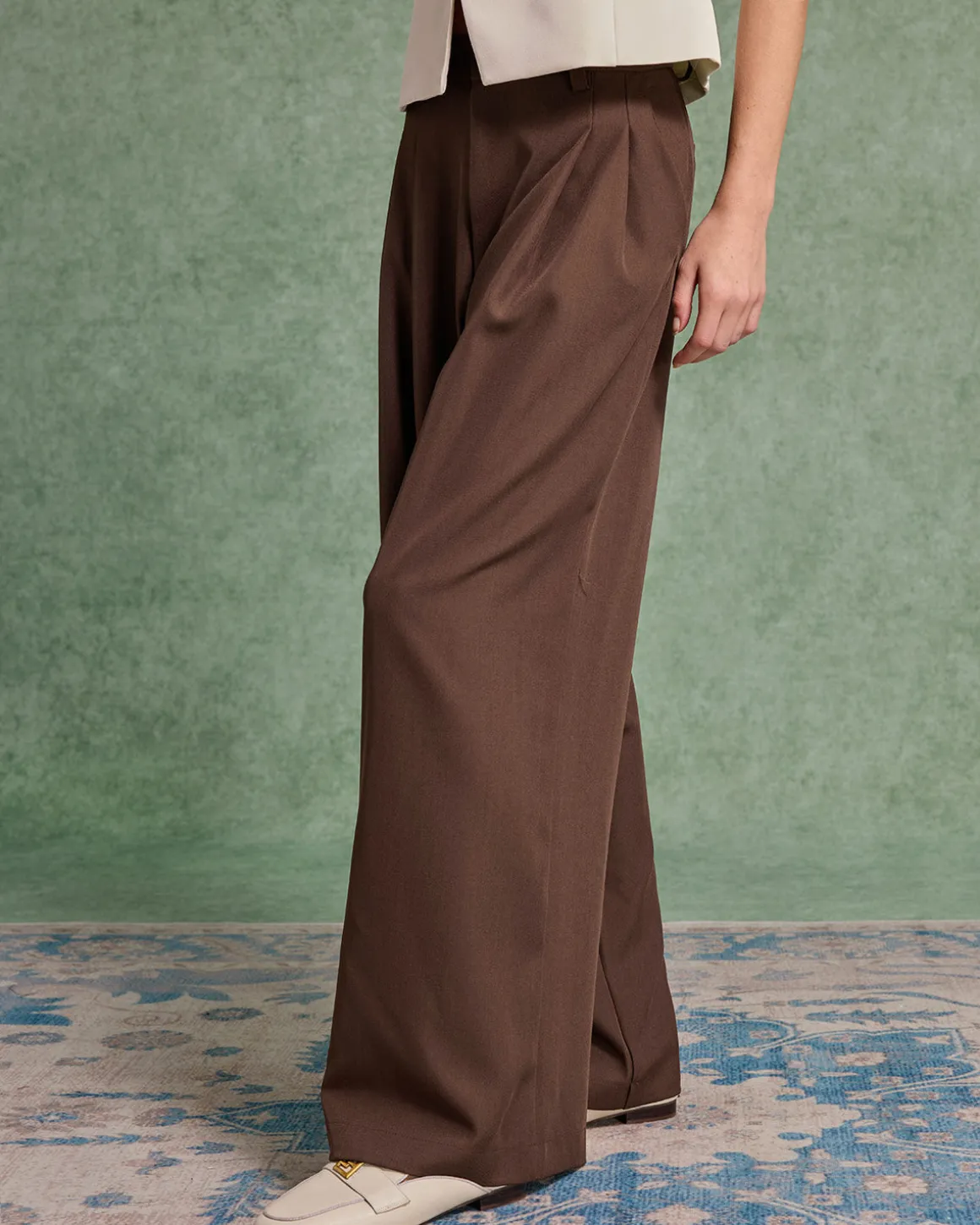 Coffee Ruched Straight Pants