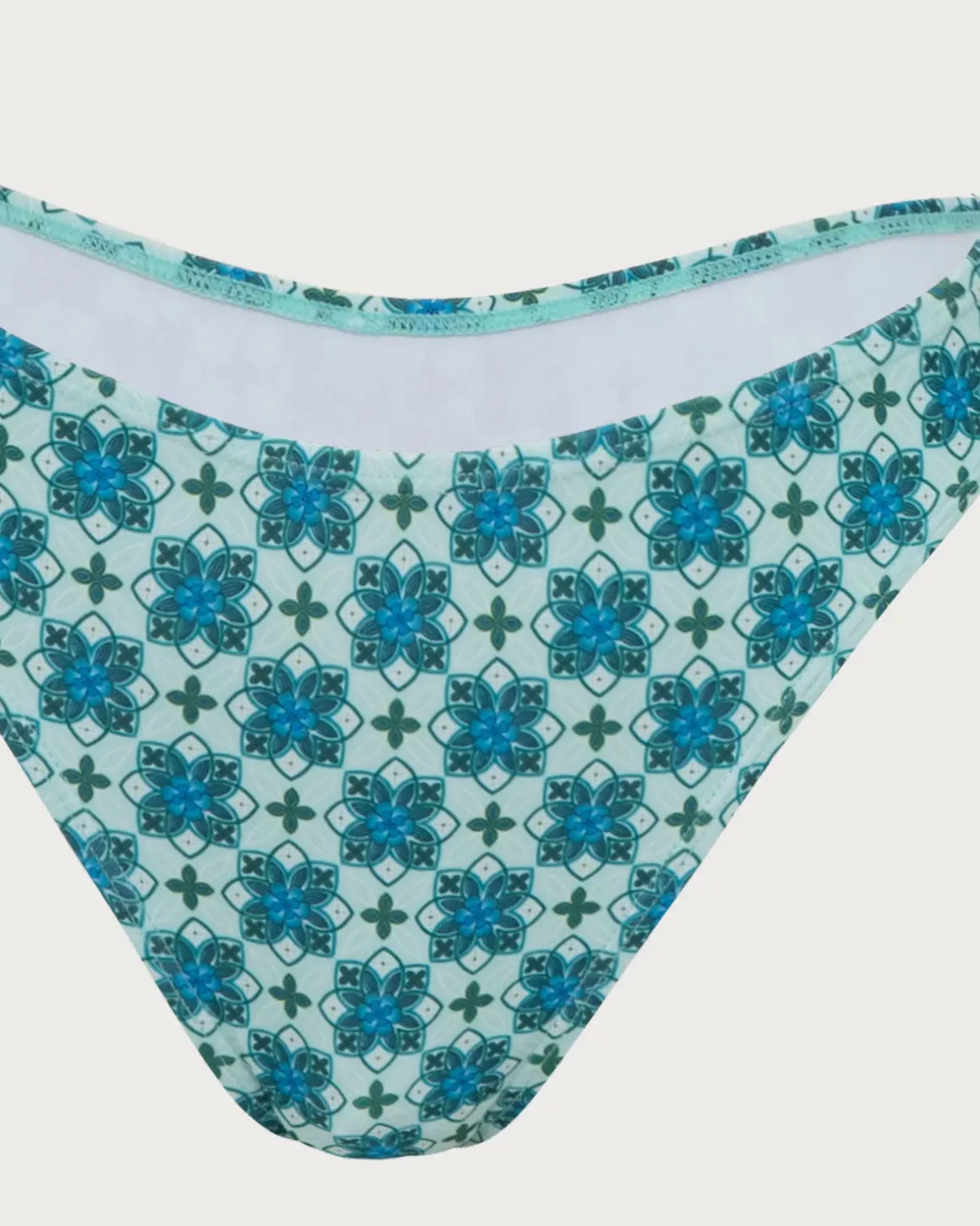 Green Twist Vintage Print Bikini Set