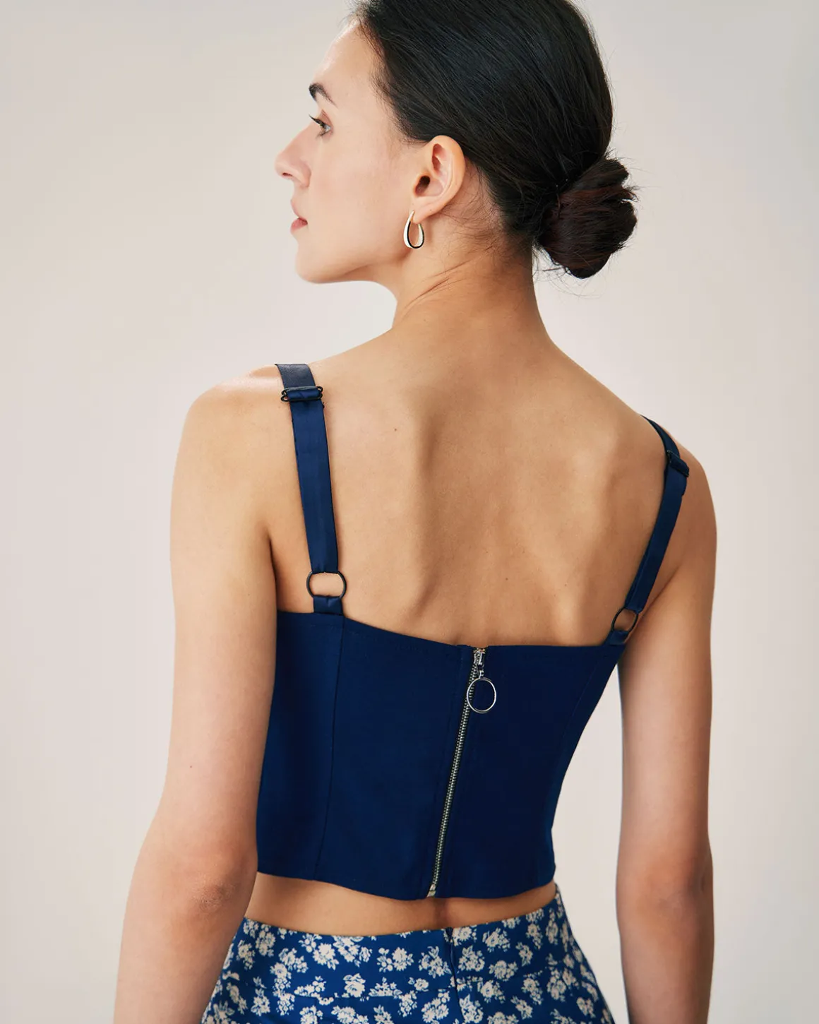 Navy Sweetheart Neck Crop Camis