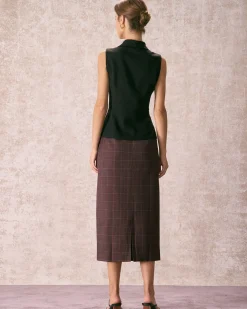 The Black Lapel Sleeveless Button Up Vest