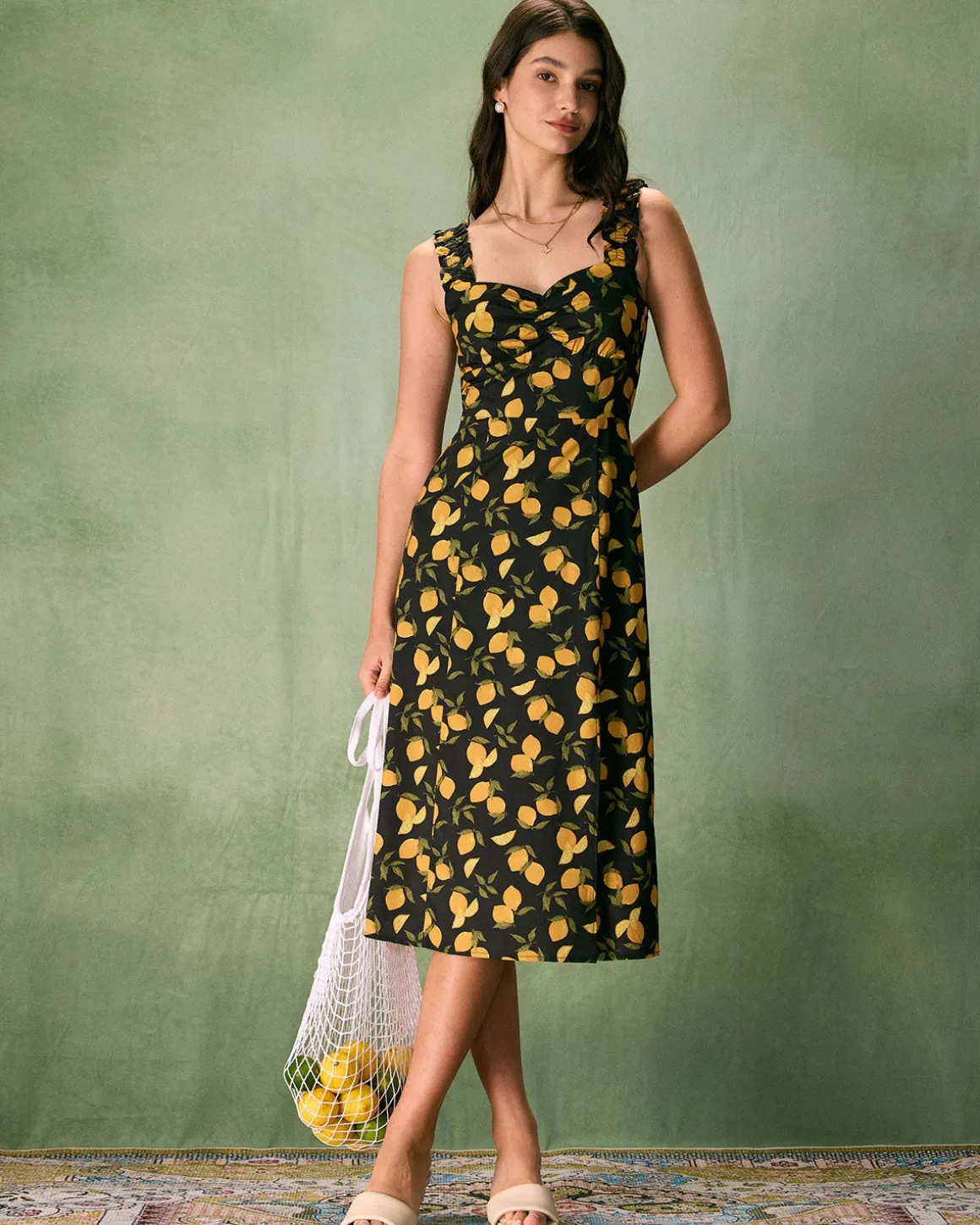 The Black Sweetheart Neck Lemon Midi Dress