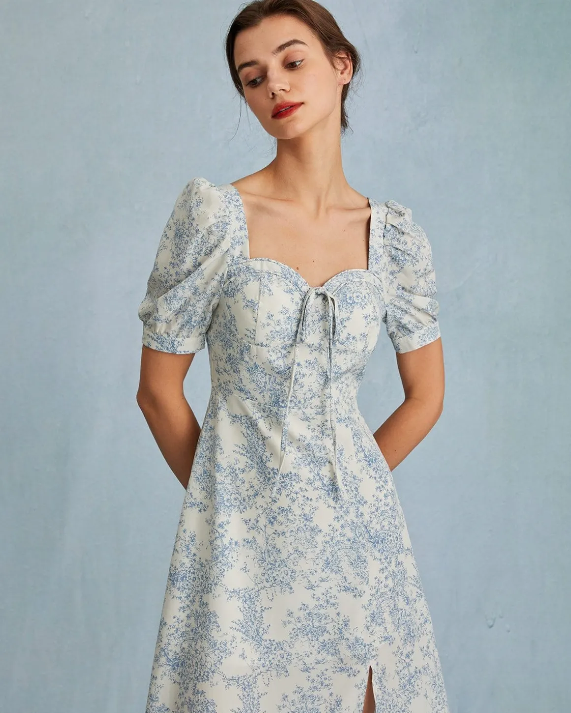 The Blue Sweetheart Neck Puff Sleeve Floral Midi Dress