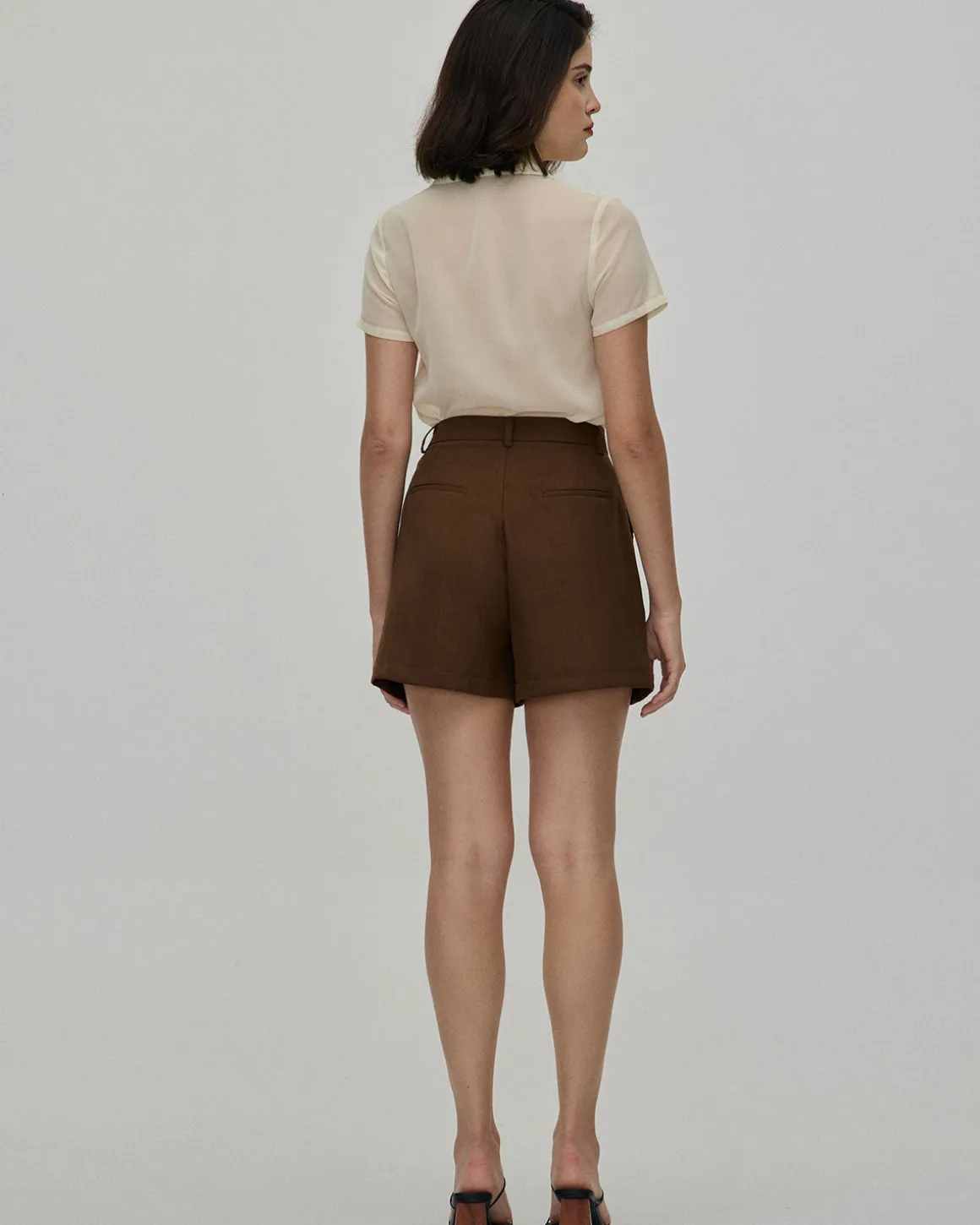 The Coffee Pleated High-Waisted Wide Leg Shorts
