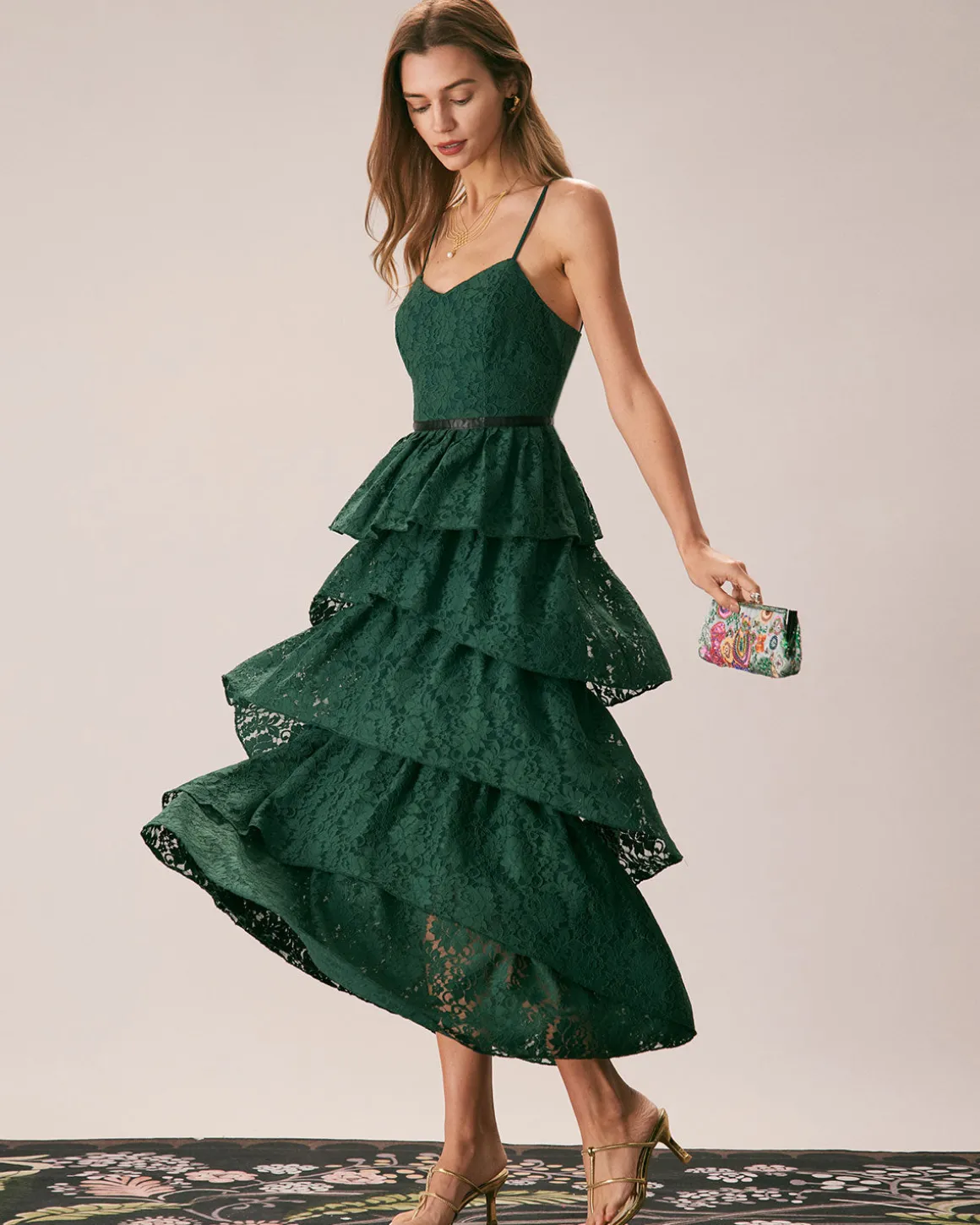 The Green Sweetheart Neck Lace Maxi Dress