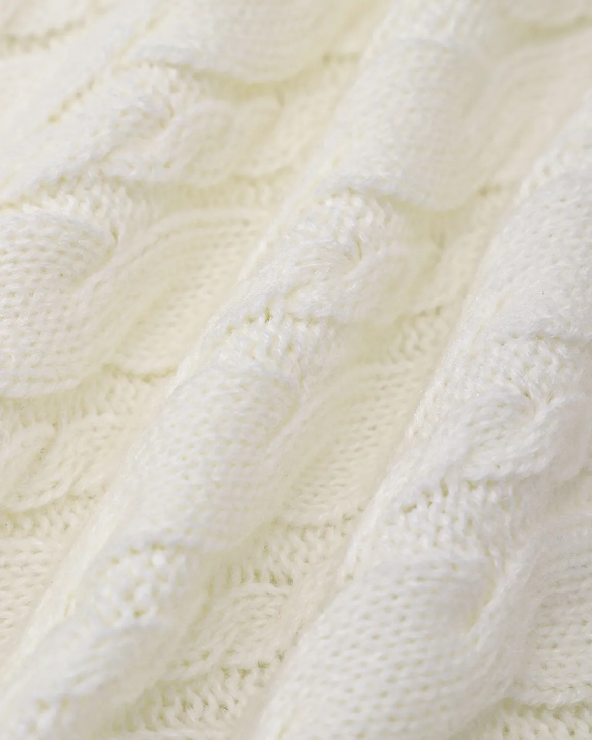 The White Elastic Waist Button Cable Mini Skirt