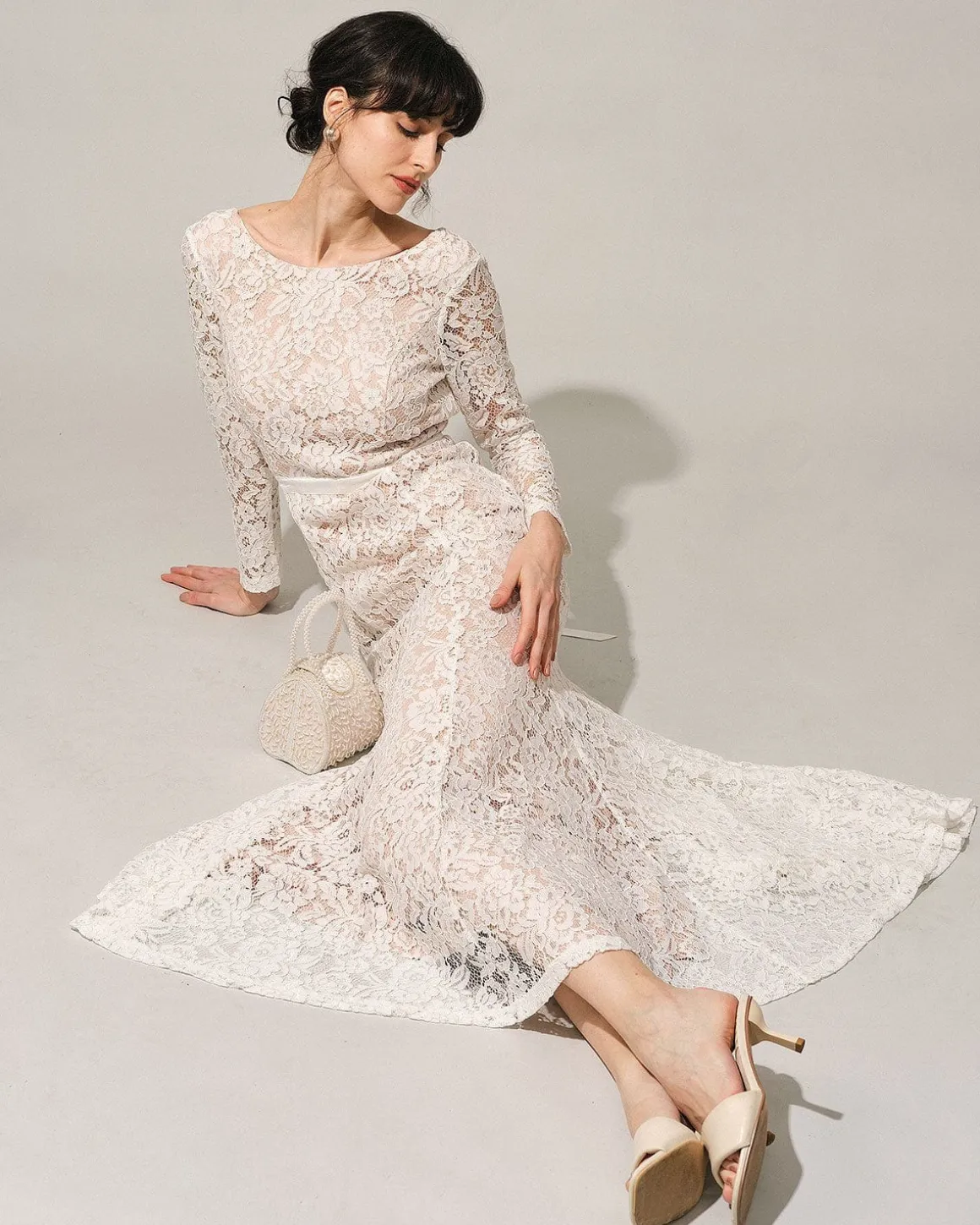 The White Lace Long Sleeve Backless Maxi Dress