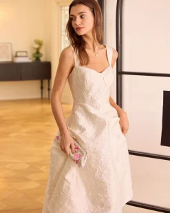 The White Sweetheart Neck Jacquard Midi Dress
