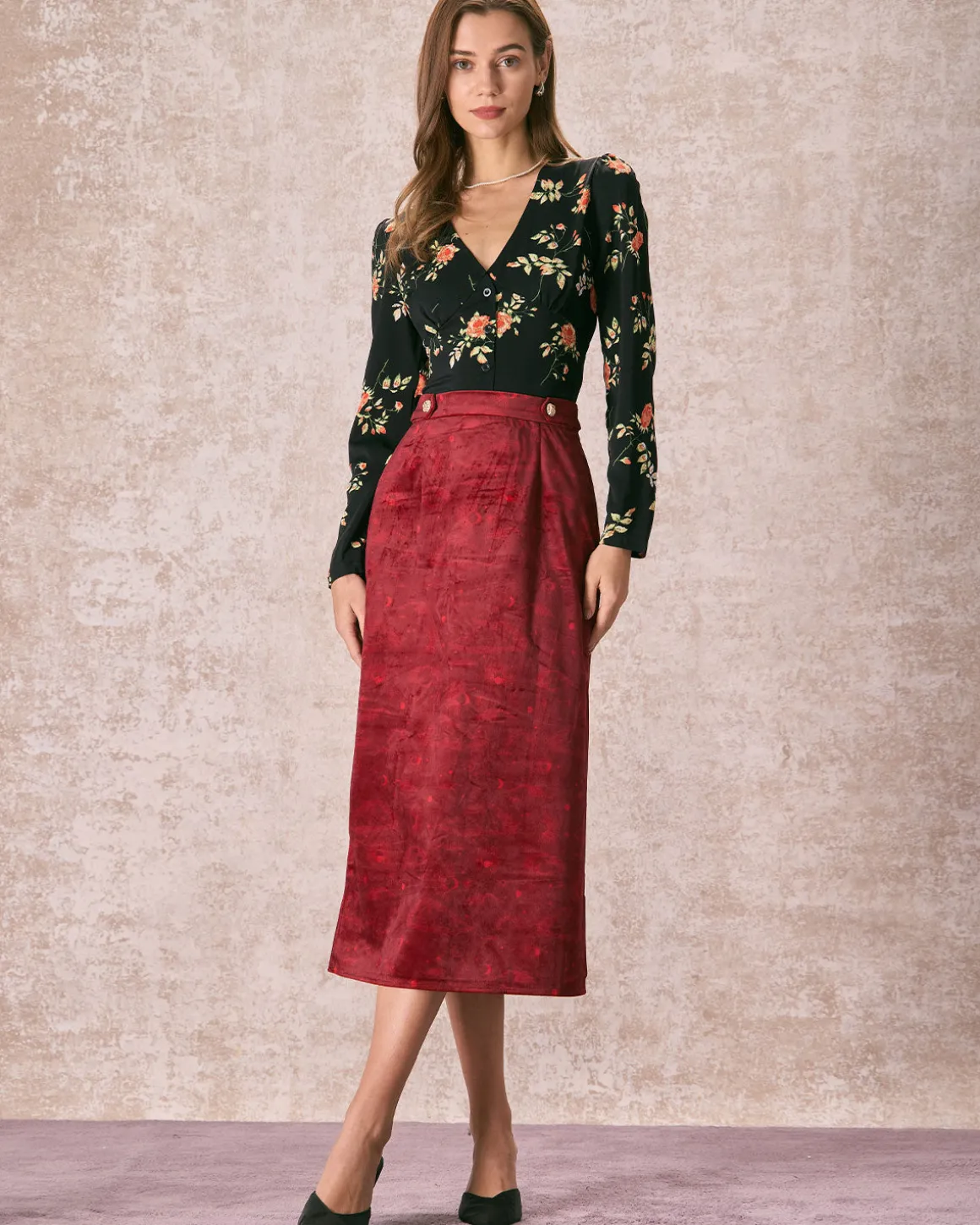 The Wine Red Split Hem Velvet Midi Skirt