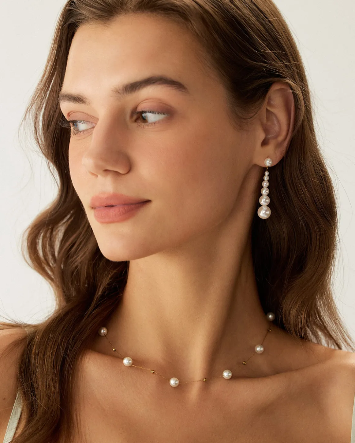 Whte Pearl Earrings