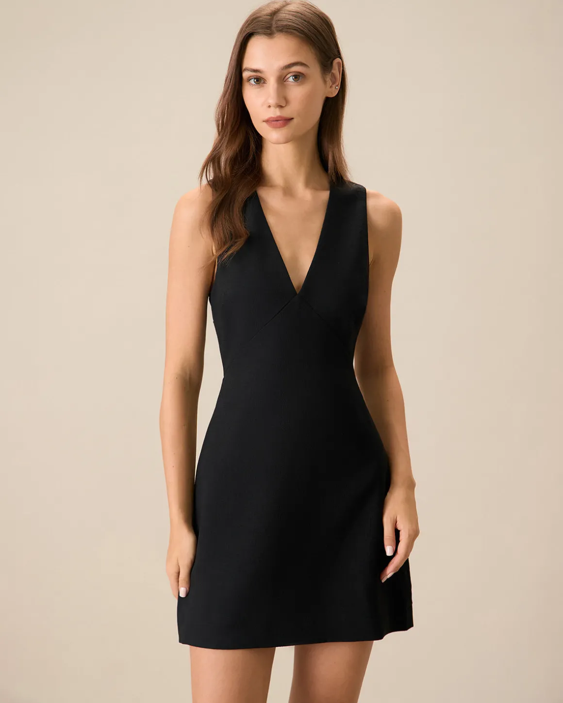 Women's Black V-Neck Sleeveless Mini Dress